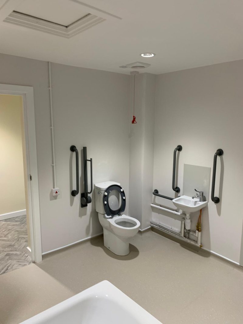 Accessible bathroom fit-out, Plumbing