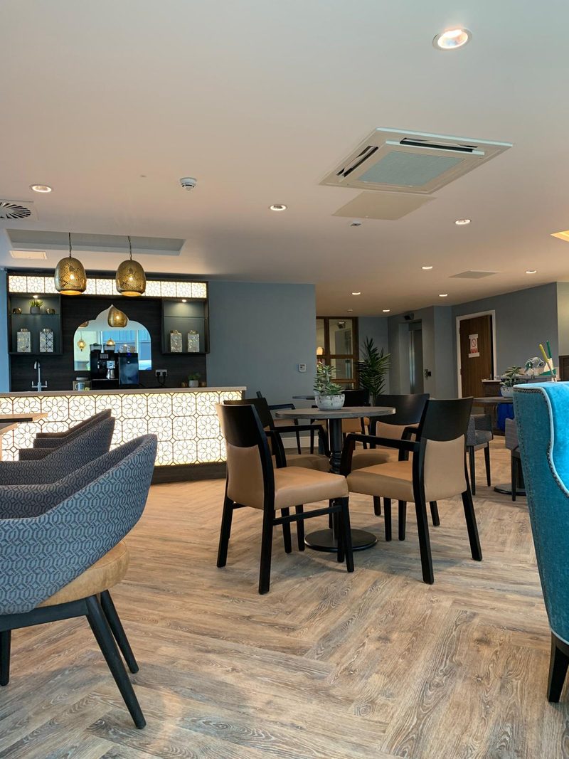 Bar and dining lighting, Commercial fit-out
