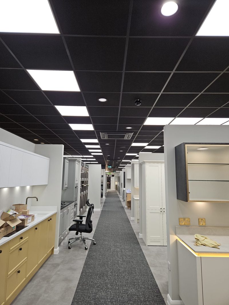 Retail showroom lighting, Commercial fit-out